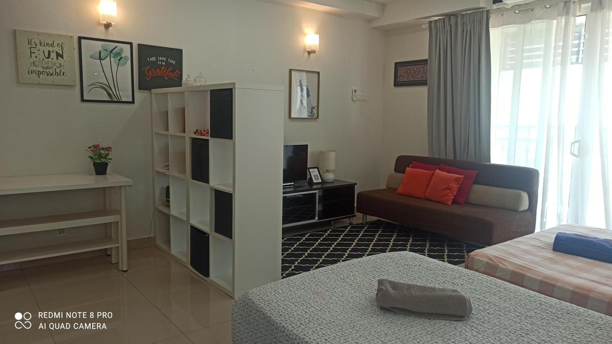 Zulanie Family Studio At D'Perdana Apartment, Spacious And Cozy With Pool, Free Wifi & Netflix Kota Bharu Kültér fotó