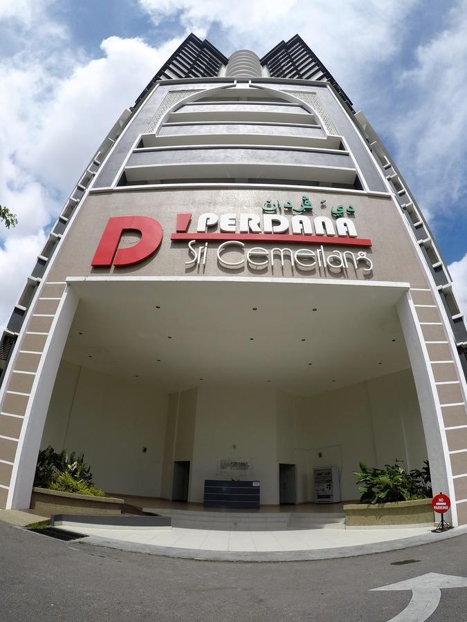 Zulanie Family Studio At D'Perdana Apartment, Spacious And Cozy With Pool, Free Wifi & Netflix Kota Bharu Kültér fotó